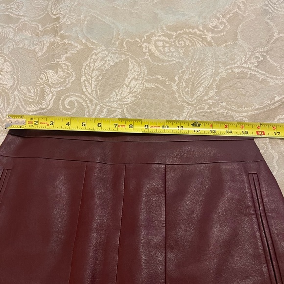 BCBG Maxazria Leather skirt - Picture 7 of 10